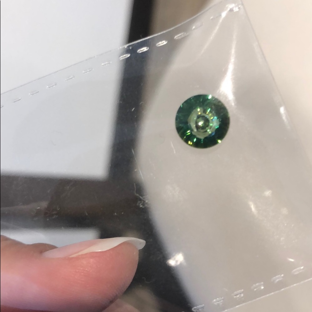 Loose Quasar Cut Fern Green Quartz